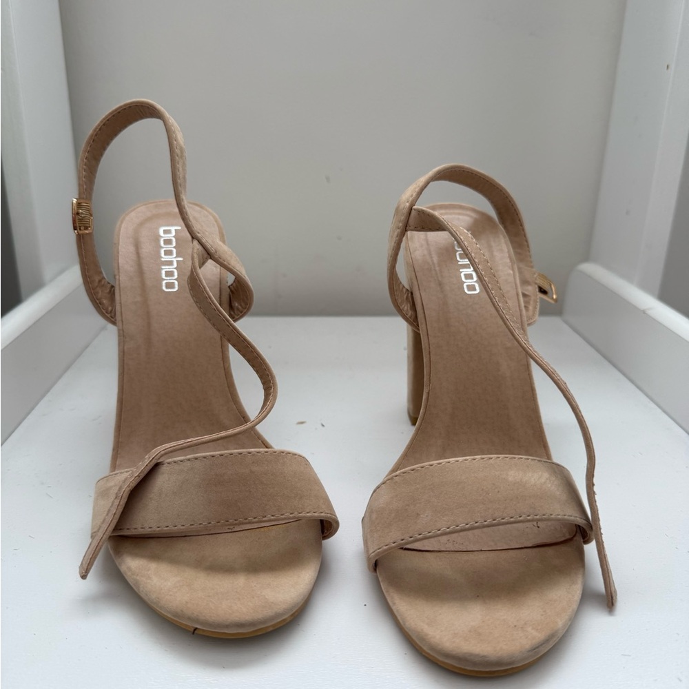 Boohoo Women's Tan Sandals